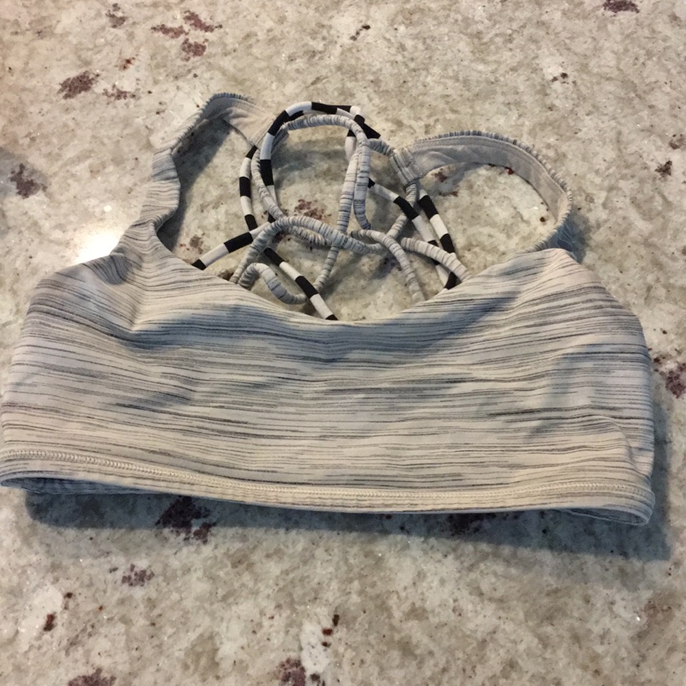 Lululemon Sports Bra Size 4 Free to Be Wild